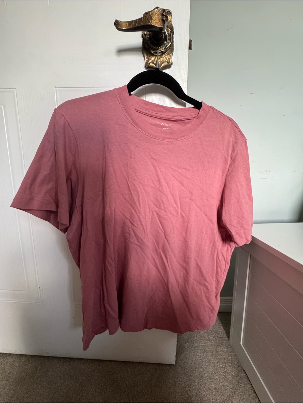 American Eagle Outfitters Rose Pink Crew Neck Short Sleeve Tee